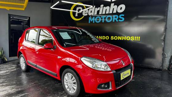 RENAULT SANDERO 1.6 PRIVILÉGE 16V FLEX 4P AUTOMÁTICO